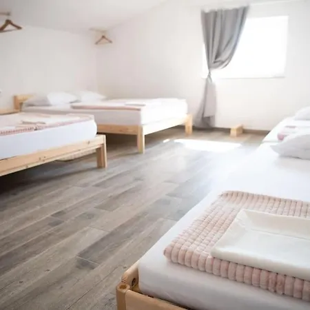 Duplex Apartma Nikolina Spodnje Jarse